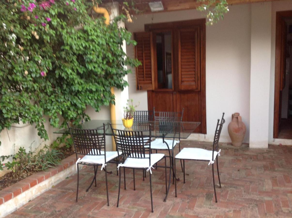Casa Tufo Villa Isola di Ustica Luaran gambar